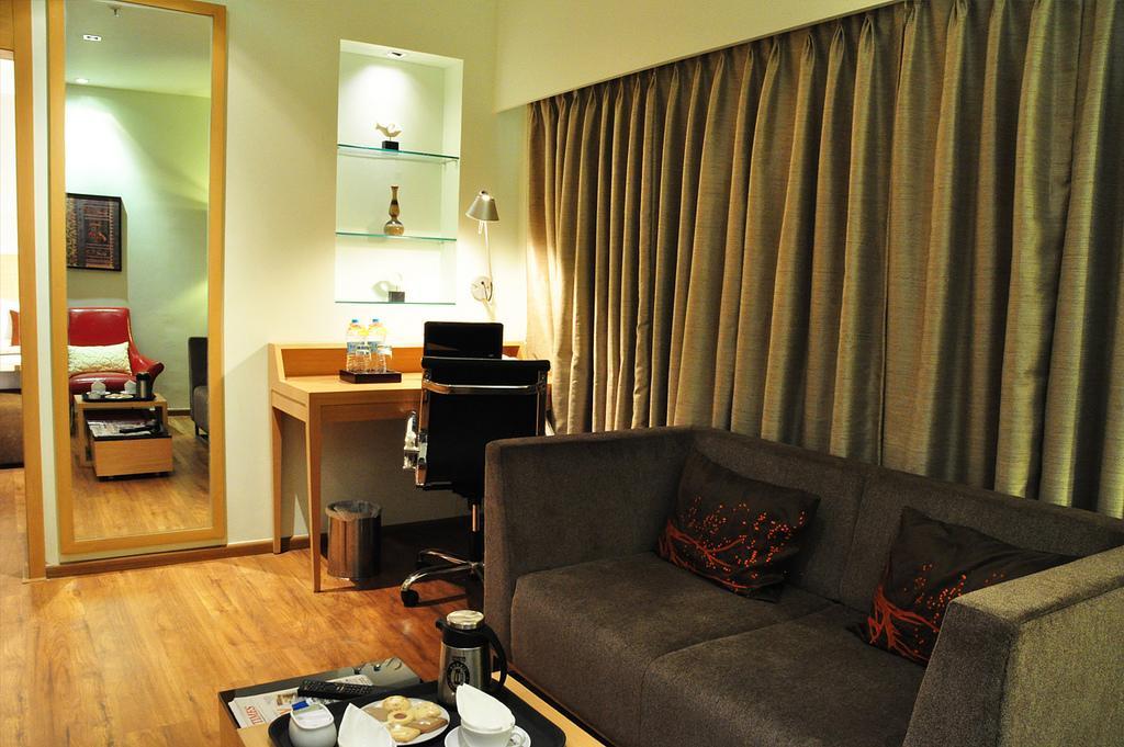 Citrus Residences Pune Pimpri-Chinchwad Bagian luar foto